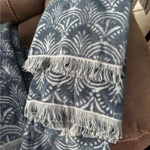 Two Toned Blue Bathroom Towels